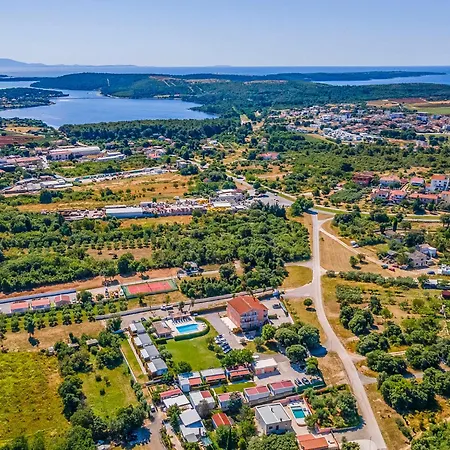 Сasa de vacaciones Luxury Premium-1 By Interhome *